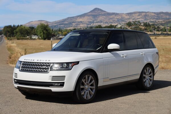 1387RangeRoverSupercharged001